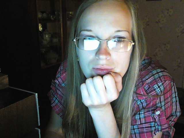 Скриншоты трансляции Angelpussy1