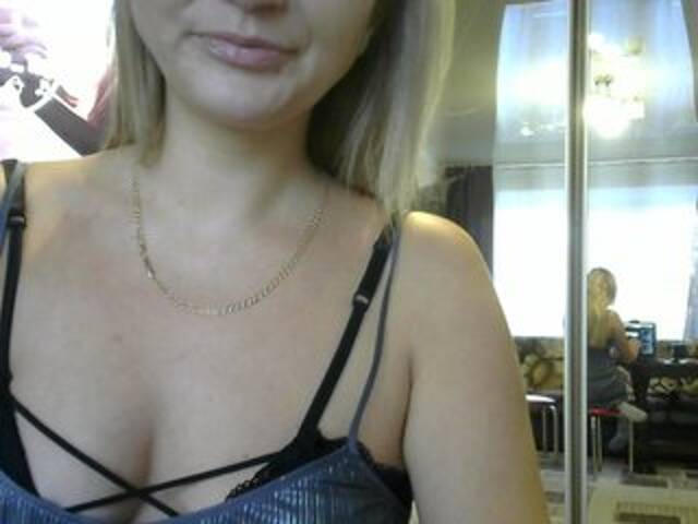 Скриншоты трансляции CHERRYjuice