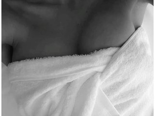 Эротический видеочат Angie-Delores