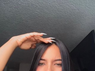 Эротический видеочат anie-evanss