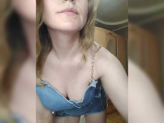 Скриншоты трансляции AnitaGlamorX