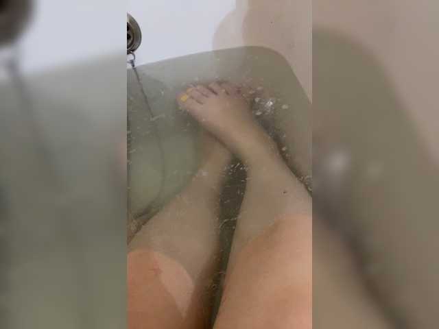 Скриншоты трансляции AnitaShine