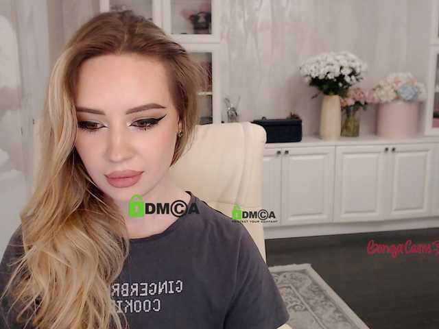 Скриншоты трансляции AnnaPoppy