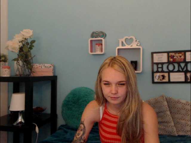 Скриншоты трансляции AnnaHappy18