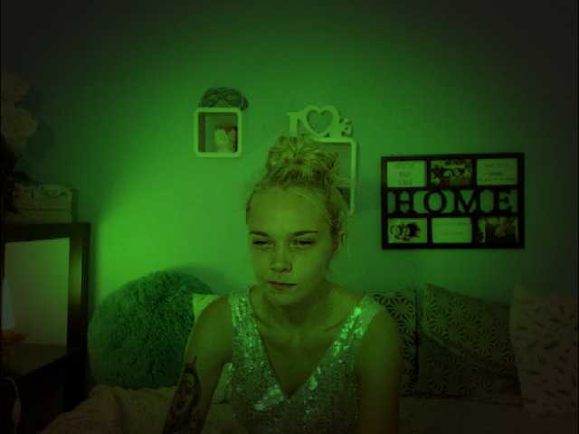 Скриншоты трансляции AnnaHappy18