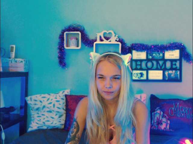 Скриншоты трансляции AnnaHappy18