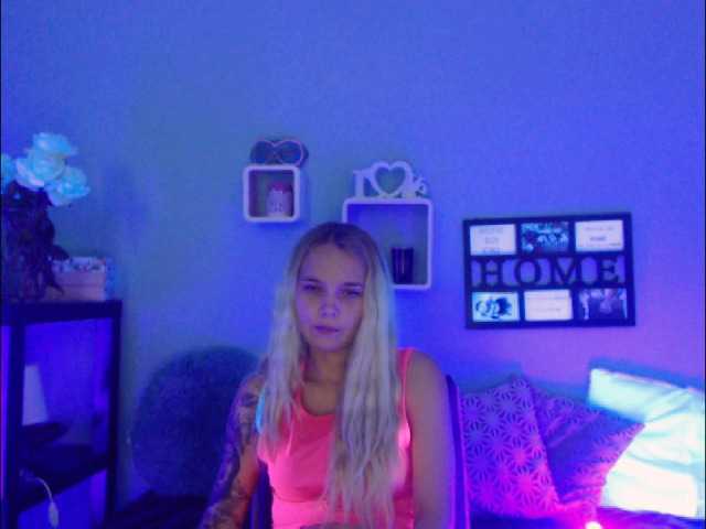 Скриншоты трансляции AnnaHappy18