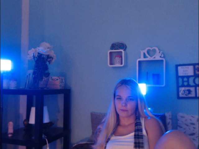 Скриншоты трансляции AnnaHappy18