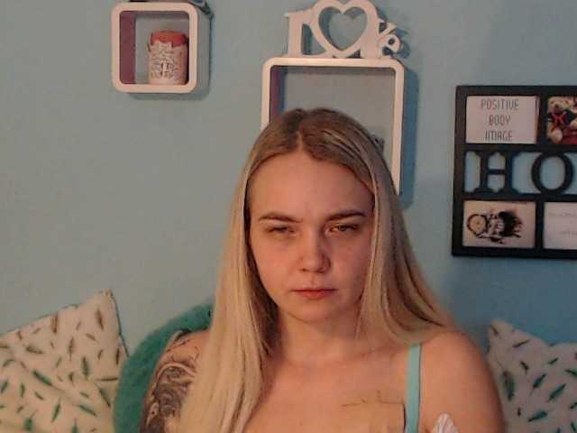 Скриншоты трансляции AnnaHappy18