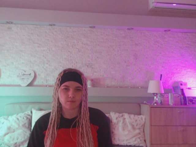 Скриншоты трансляции AnnaHappy18