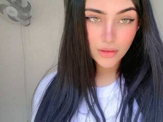 Эротический видеочат Anne-Rose