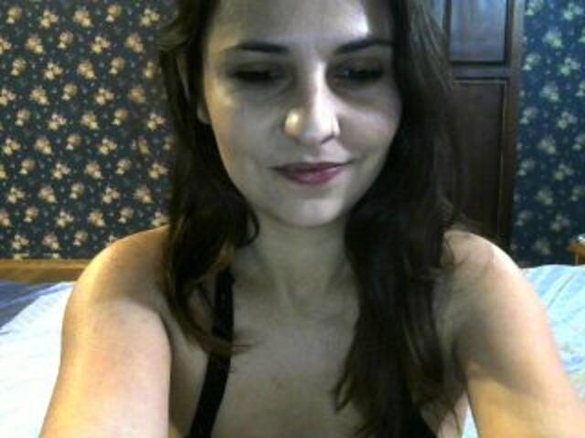 Скриншоты трансляции Annie-Simon