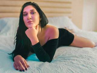 Эротический видеочат AnnieRoss