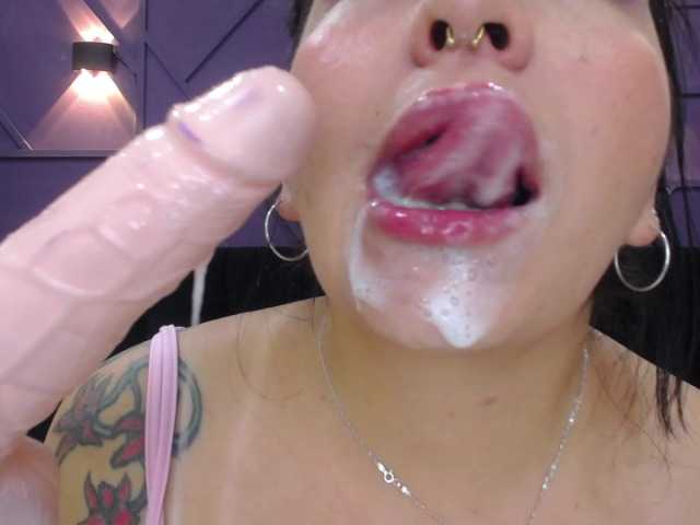 Фотографии Anniieose i want have a big orgasm, do you want help me? #spit #latina #smoke #tattoo #braces #feet #new