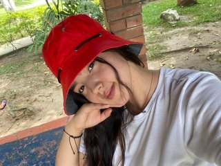 Эротический видеочат Anny-Addams