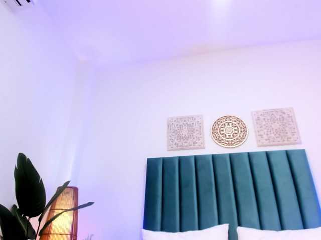 Скриншоты трансляции AnnyBee