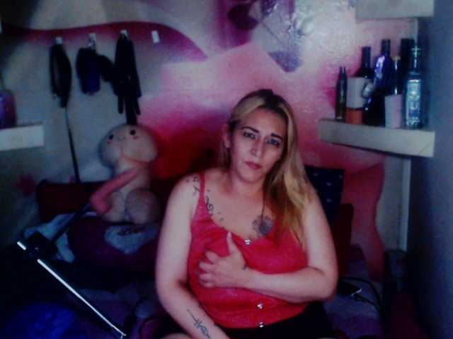 Фотографии annysalazar Hello, welcome to my room! : Please, without demands! Pray or ask! First advice! My Lovense is active, I will be very happy if you make my pussy wet even more.
