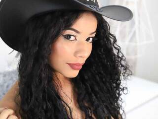 Эротический видеочат Anthonela-Mil