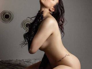 Эротический видеочат AntonellaBla