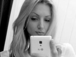 Эротический видеочат anyakisssa