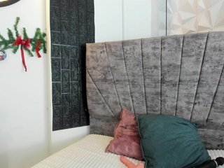 Эротический видеочат April-sc