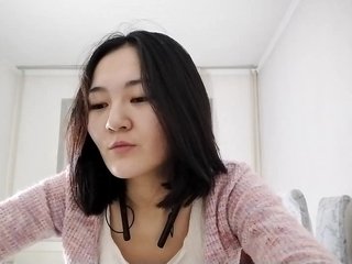 Эротический видеочат UrSweetieLeigh