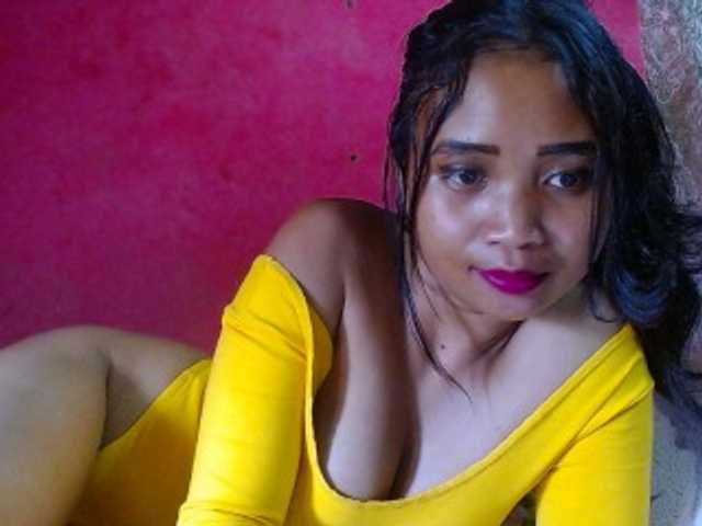 Скриншоты трансляции Ariahsquirty