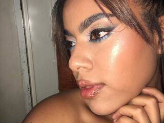 Эротический видеочат arianabedoya