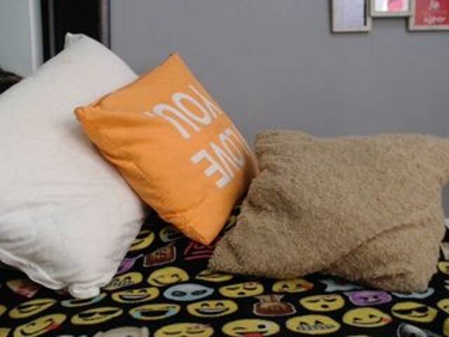 Скриншоты трансляции ArianaRoberts