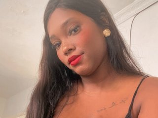 Эротический видеочат AriannaxxxHot