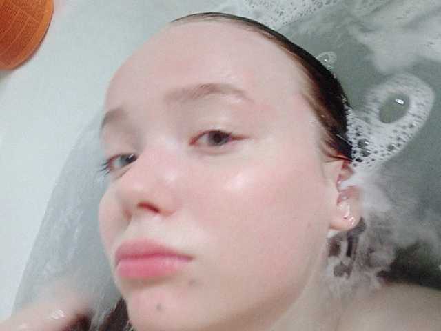 Скриншоты трансляции Baby-baby_