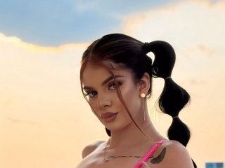 Эротический видеочат AriellSweety