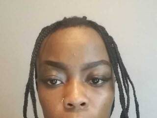 Эротический видеочат ARIESEMPRESSxXxX