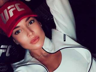 Эротический видеочат arinadreams