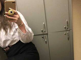 Эротический видеочат arinaluxery