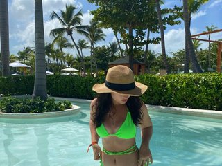 Эротический видеочат Arlecina