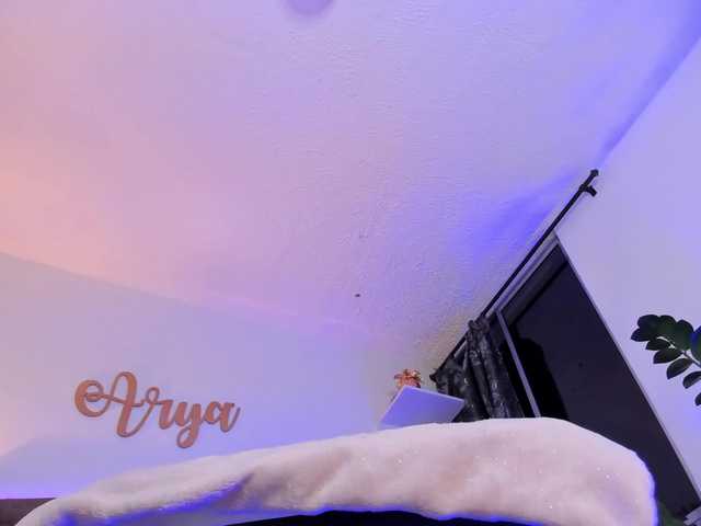 Скриншоты трансляции aryalee