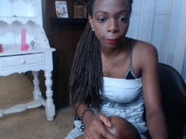 Скриншоты трансляции Ashley-bread