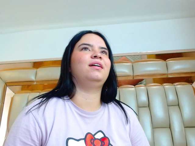 Скриншоты трансляции AshleyPalmer