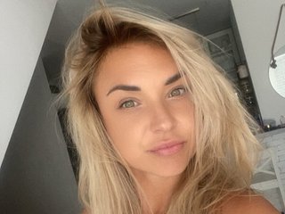 Эротический видеочат AshleyPerfect