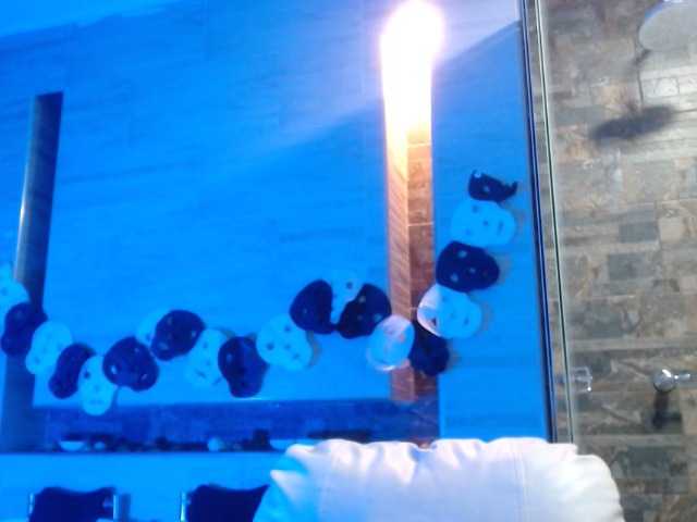 Скриншоты трансляции ashleyvillaz