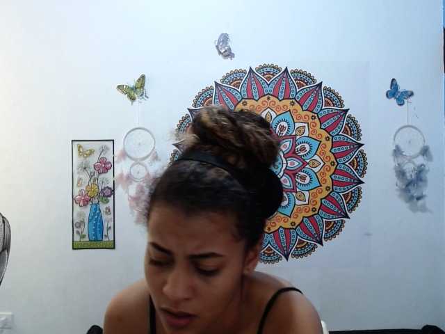 Скриншоты трансляции ASHLY-WOLF