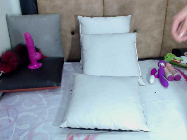 Скриншоты трансляции ashlyyfoxxx