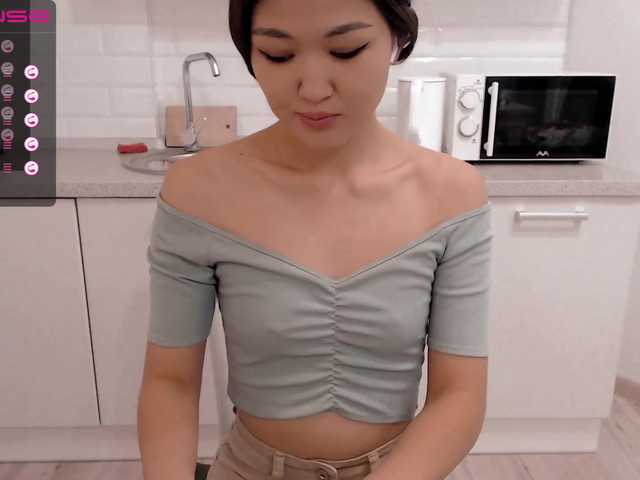 Скриншоты трансляции AsianMilly