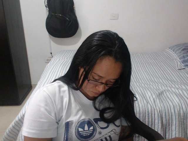 Скриншоты трансляции asleyroberts