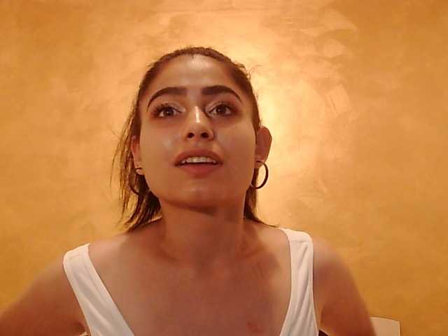 Скриншоты трансляции AvaHarper