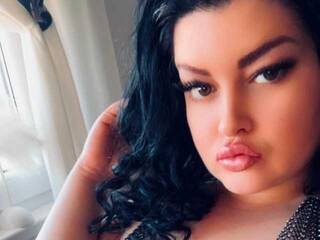 Эротический видеочат AvaMelony