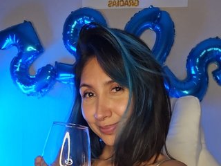 Эротический видеочат Azul-hooters