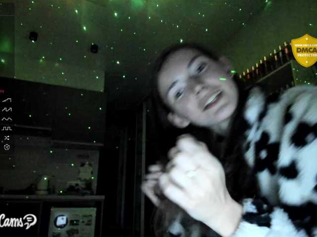 Скриншоты трансляции Baby-Tisha