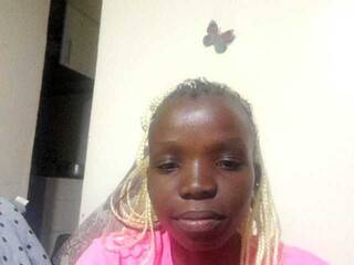 Эротический видеочат Baddie-Floxxy